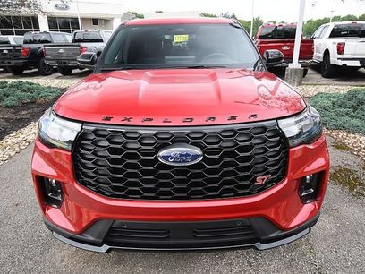 New 2026 Ford Explorer ST w/ Sun And Sound Package