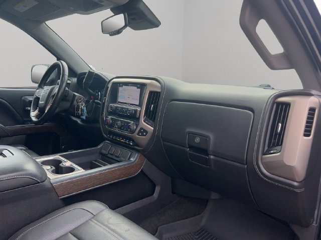 Used 2017 GMC Sierra 1500 Denali w/ Denali Ultimate Package AWD/4WD image 29