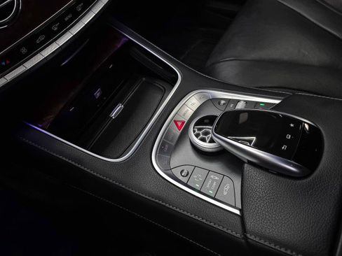 Used 2015 Mercedes-Benz S 550 4MATIC Sedan image 31