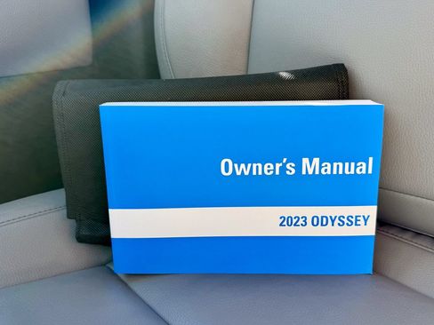 Used 2023 Honda Odyssey Touring image 45