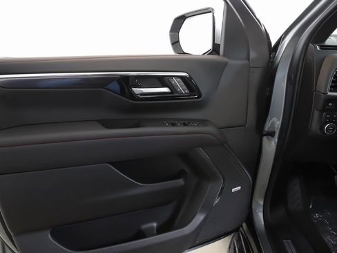 New 2026 Chevrolet Suburban RST w/ RST Capability Package image 16