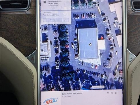 Used 2017 Tesla Model X 90D image 14