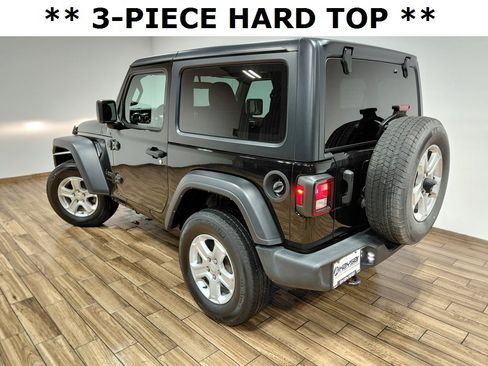 Used 2022 Jeep Wrangler Sport S image 7