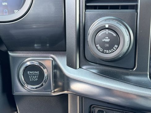 New 2025 Ford F150 Lariat w/ Equipment Group 501A Mid image 32