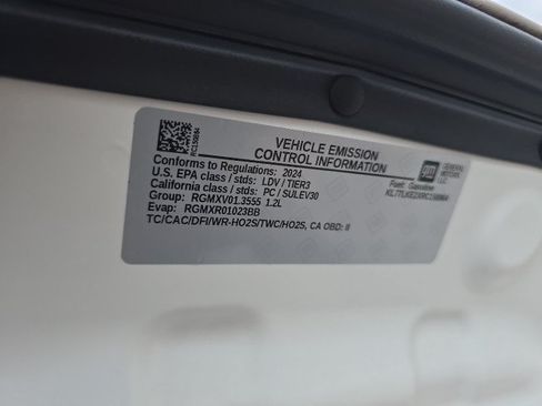 Used 2024 Chevrolet Trax ACTIV FWD image 44