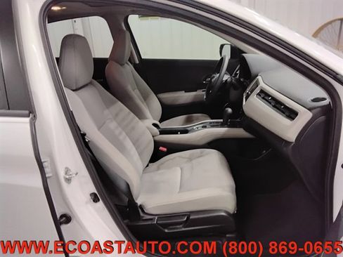 Used 2021 Honda HR-V EX image 13