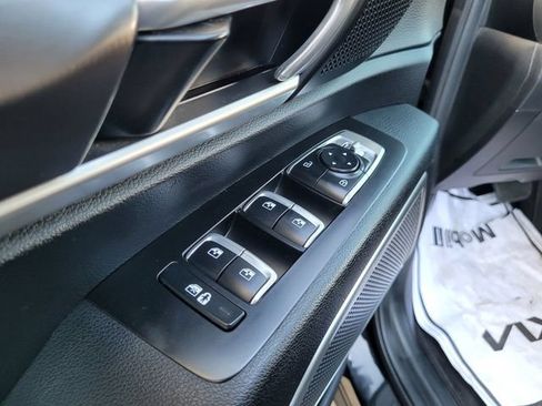 Certified 2023 Kia Telluride S w/ S Sunroof Package FWD image 27