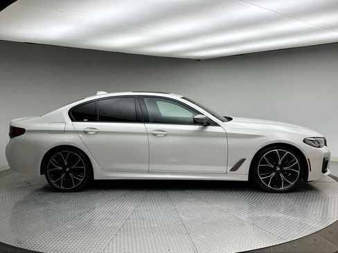 Used 2023 BMW M550i xDrive M550i xDrive w/ Executive Package image 4