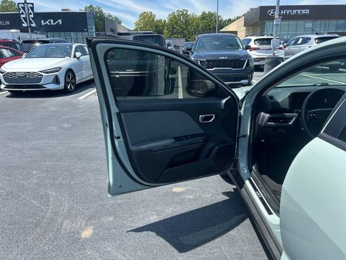 Used 2025 Kia K4 EX FWD image 12