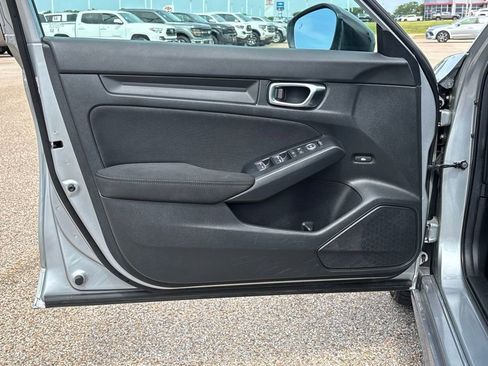 Used 2025 Honda Civic Sport image 22