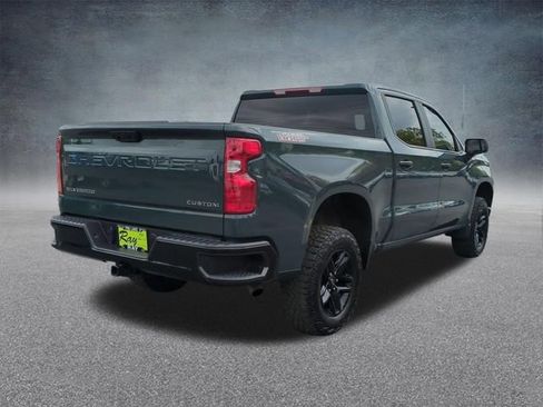 Used 2025 Chevrolet Silverado 1500 Custom Trail Boss AWD/4WD image 9
