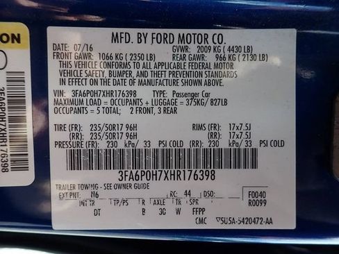 Used 2017 Ford Fusion SE FWD image 14