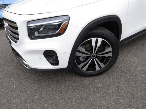 Used 2026 Mercedes-Benz GLB 250 4MATIC image 24
