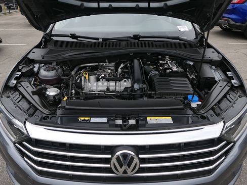 Used 2021 Volkswagen Jetta SEL FWD image 29