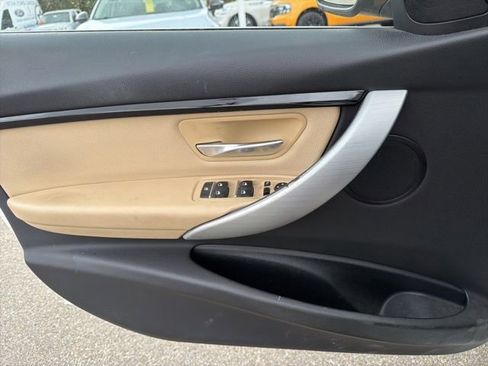 Used 2017 BMW 330e RWD image 16