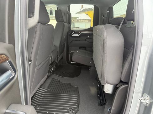 New 2026 GMC Sierra 1500 Elevation image 25