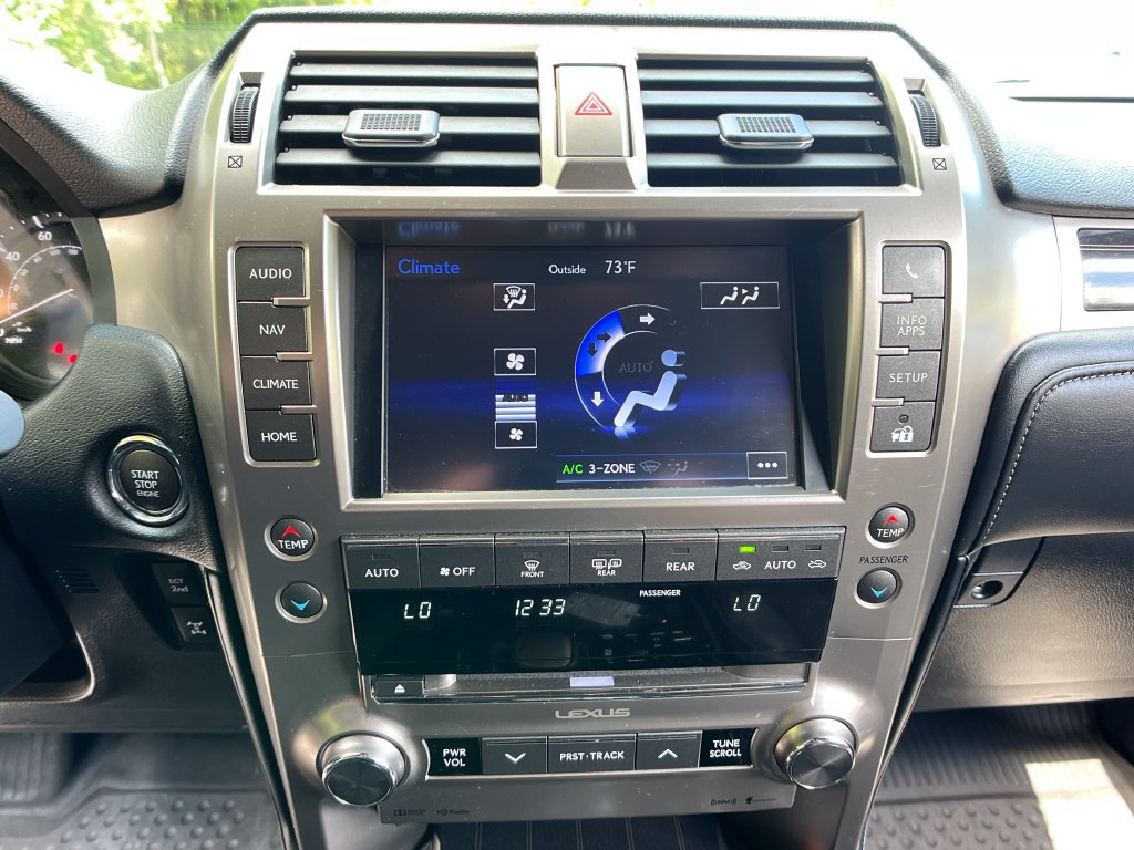 Used 2021 Lexus GX 460 Premium w/ Premium Package AWD/4WD image 17