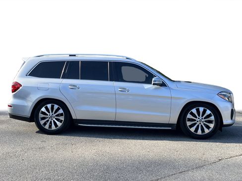 Used 2018 Mercedes-Benz GLS 450 4MATIC image 33