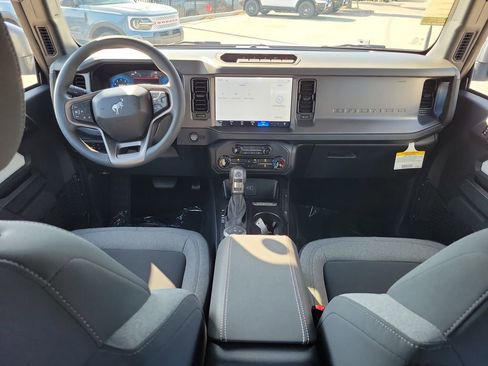 New 2026 Ford Bronco 2-Door w/ Sasquatch Package image 11