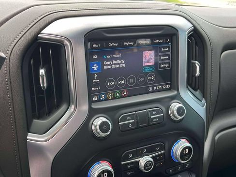 Certified 2020 GMC Sierra 1500 SLT w/ SLT Premium Plus Package AWD/4WD image 32