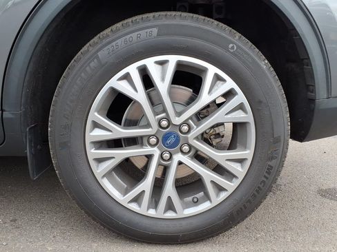 Certified 2022 Ford Escape SEL AWD/4WD image 27