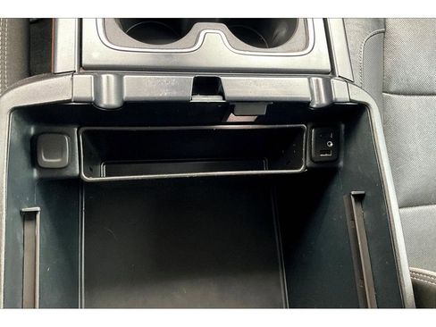 Used 2019 Chevrolet Silverado 3500 High Country w/ Duramax Plus Package image 17