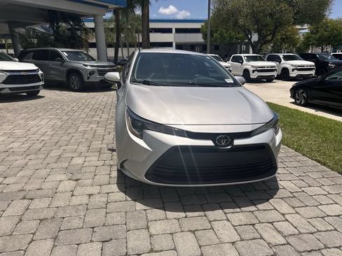 Used 2024 Toyota Corolla LE FWD image 18