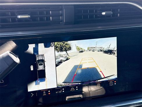 Used 2024 GMC Sierra 2500 Denali w/ Denali Reserve Package image 18