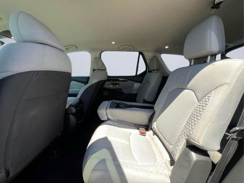 Used 2023 Honda Pilot LX image 13
