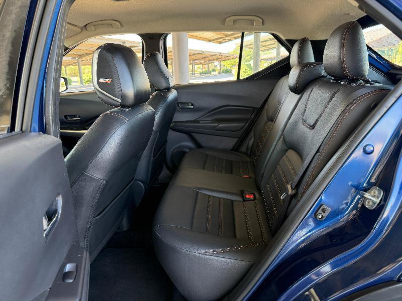 Used 2019 Nissan Kicks SR w/ SR Premium Package FWD image 13