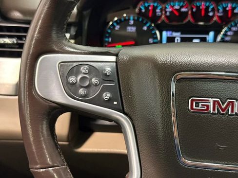 Used 2020 GMC Yukon XL SLT w/ Open Road Package RWD image 15