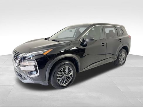 Used 2023 Nissan Rogue S FWD image 4