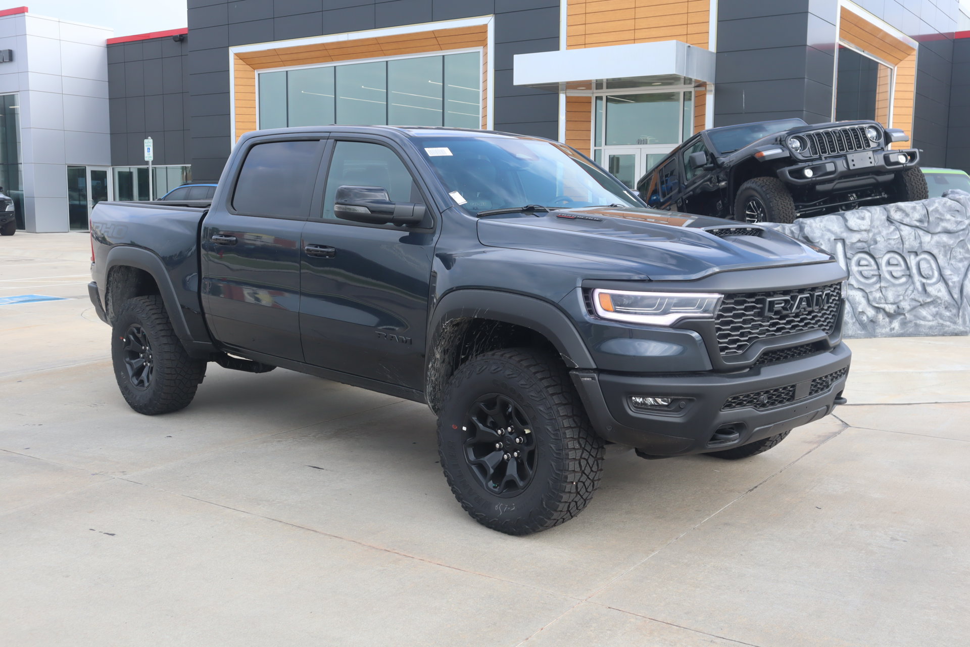 New 2026 RAM 1500 RHO AWD/4WD 360° Tour