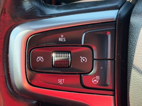 Used 2019 Chevrolet Silverado 1500 LT Trail Boss image 19