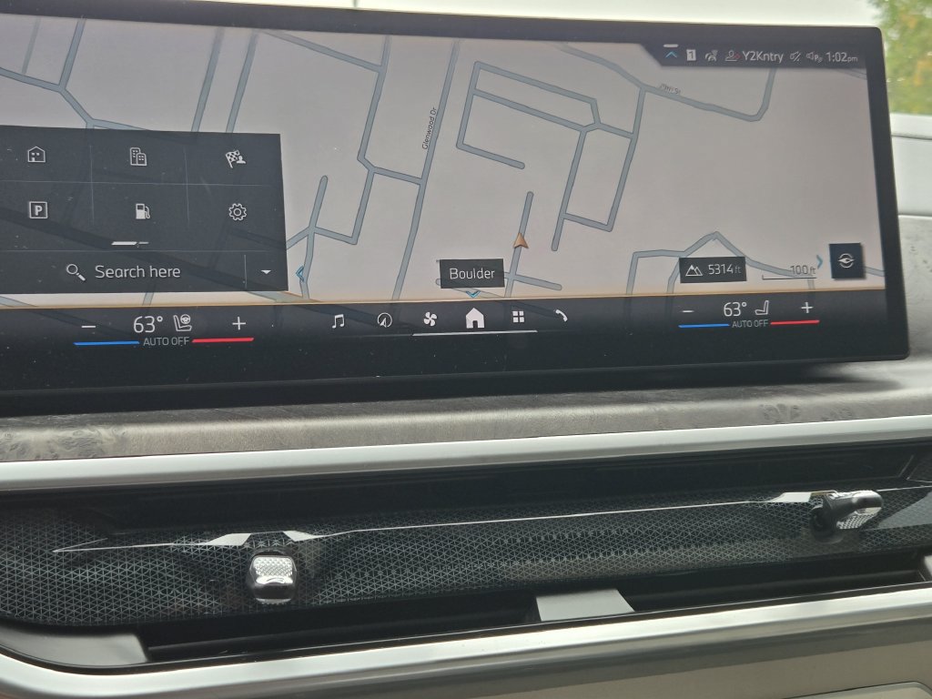 Used 2024 BMW X7 xDrive40i w/ Executive Package AWD/4WD image 19