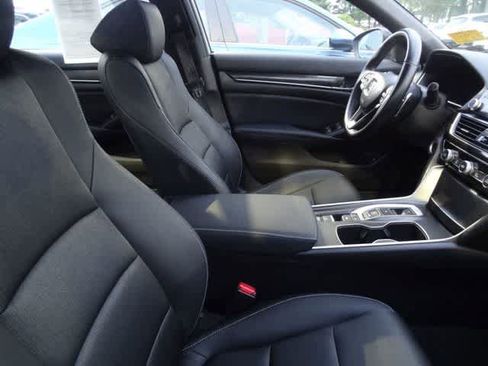 Used 2022 Honda Accord Sport image 8