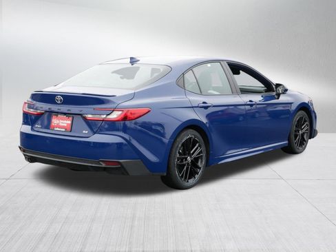 Certified 2025 Toyota Camry SE image 7