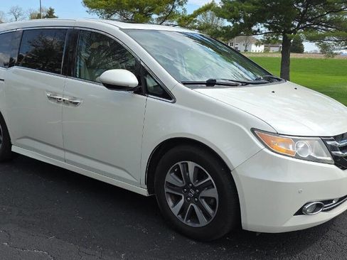 Used 2014 Honda Odyssey Touring Elite image 1