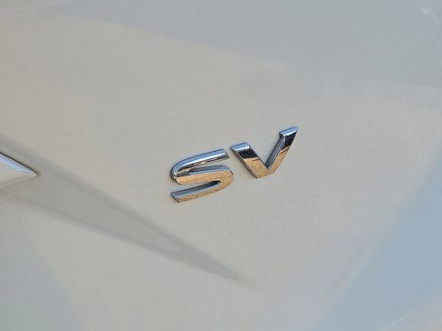 Used 2024 Nissan Murano SV image 13