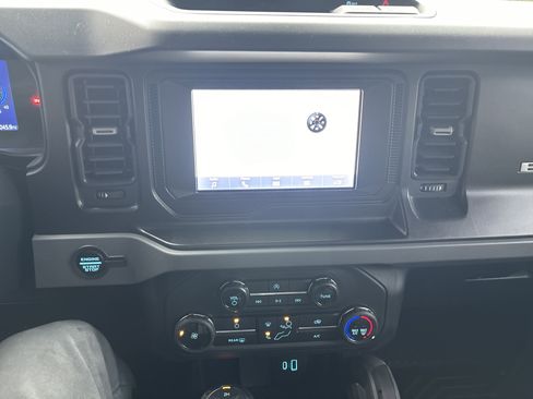 Used 2023 Ford Bronco Big Bend image 25