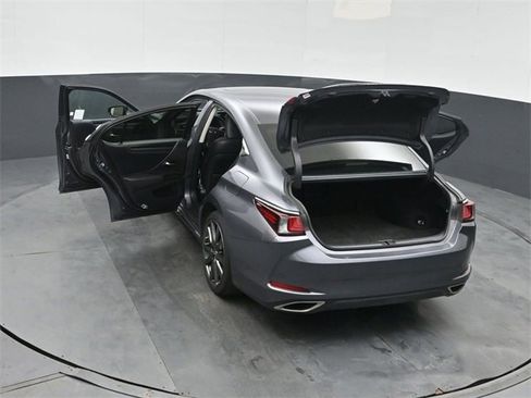 Used 2019 Lexus ES 350 Ultra Luxury image 51