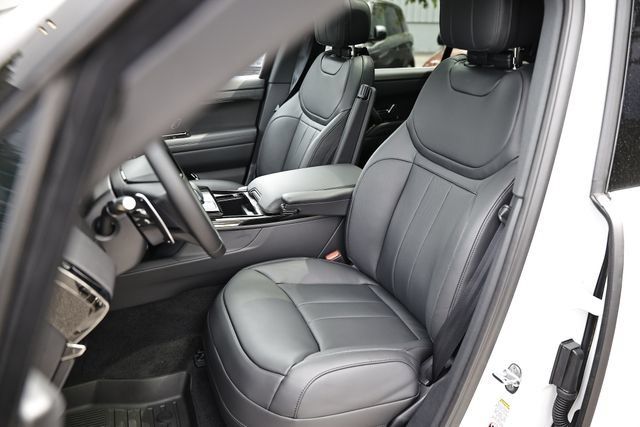 New 2026 Land Rover Range Rover Sport Dynamic SE AWD/4WD image 24