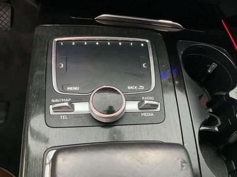 Used 2018 Audi Q7 3.0T Prestige w/ Prestige Package AWD/4WD image 15