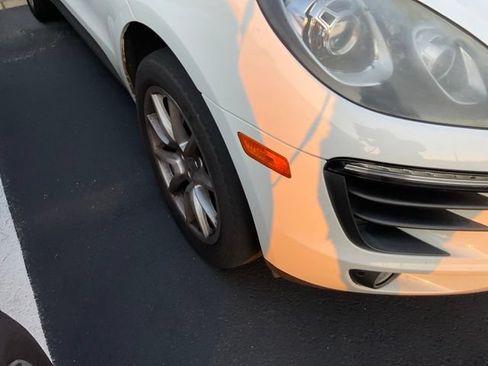 Used 2016 Porsche Macan S AWD/4WD image 2