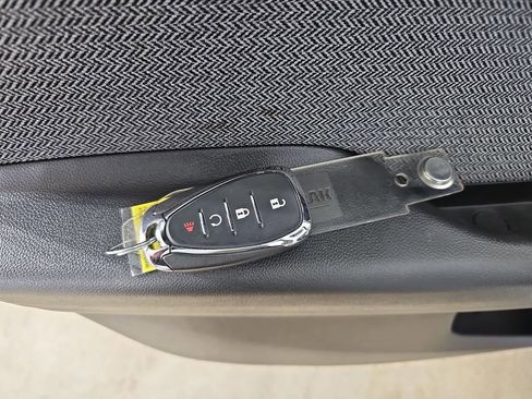 Certified 2024 Chevrolet TrailBlazer LT w/ Driver Confidence Package image 40