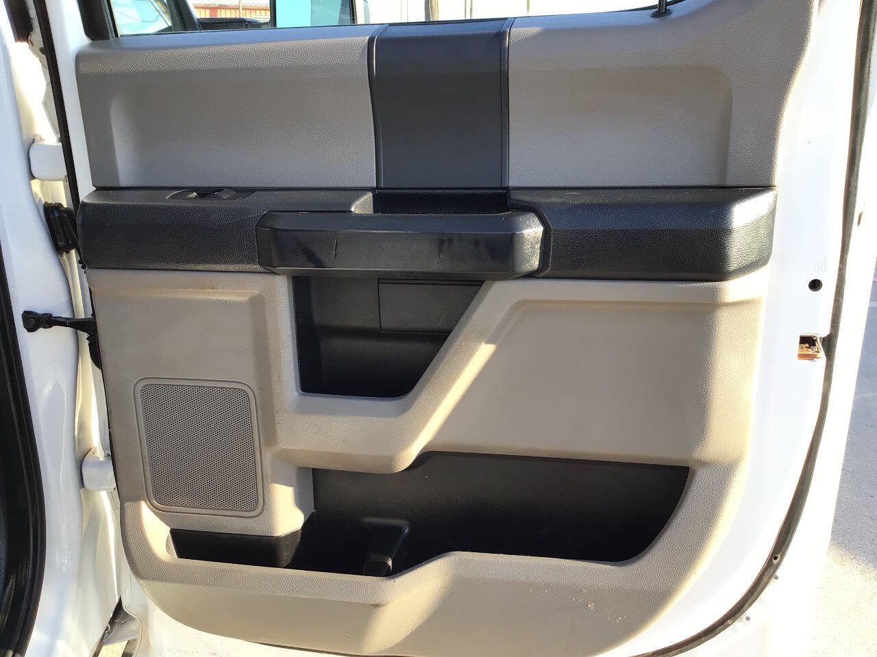 Used 2022 Ford F250 XL w/ Power Equipment Group AWD/4WD image 38