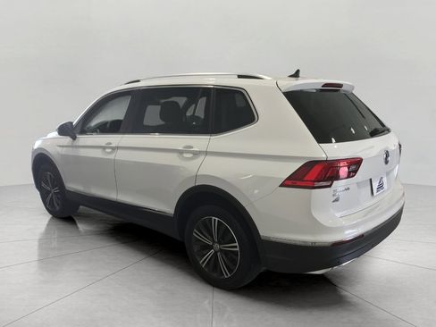 Used 2019 Volkswagen Tiguan SEL w/ 3rd Row Seat Package AWD/4WD image 24