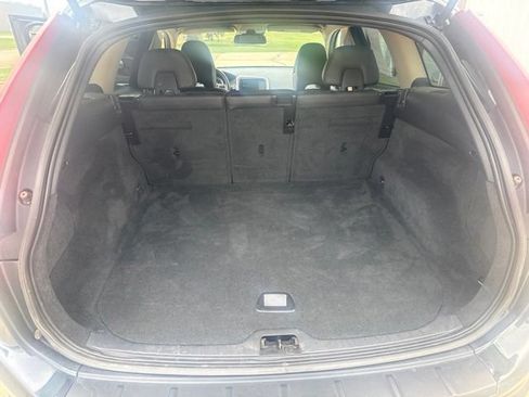 Used 2013 Volvo XC60 3.2 AWD/4WD image 16