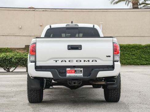 Used 2023 Toyota Tacoma TRD Sport RWD image 9