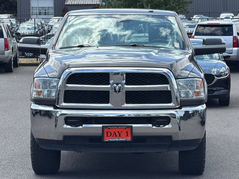 Used 2018 RAM 2500 Tradesman w/ Chrome Appearance Group AWD/4WD image 10